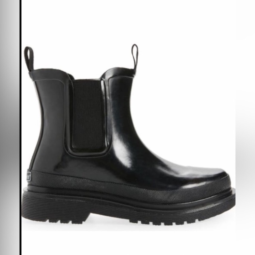 Black Damascus Chelsea Waterproof Boot | CHOOKA - Picture 2 of 7